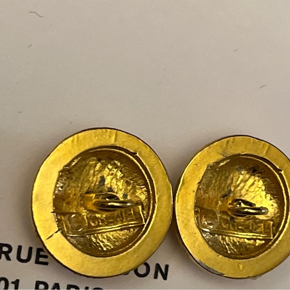 AUTHENTIC!! Lot Of 2 Chanel Vintage CC Buttons Gold Plated 1990 R3 - Picture 6 of 9
